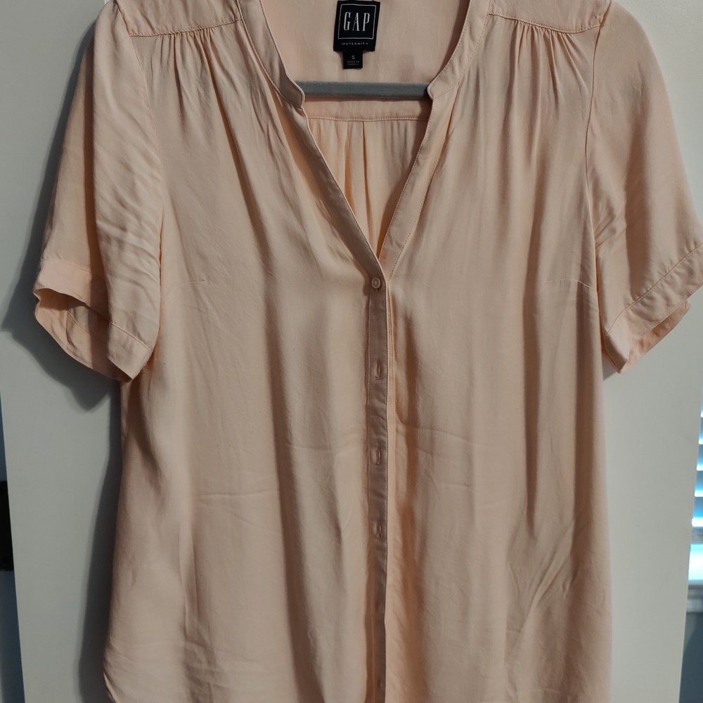 GAP Maternity Blouse Small, Pink
